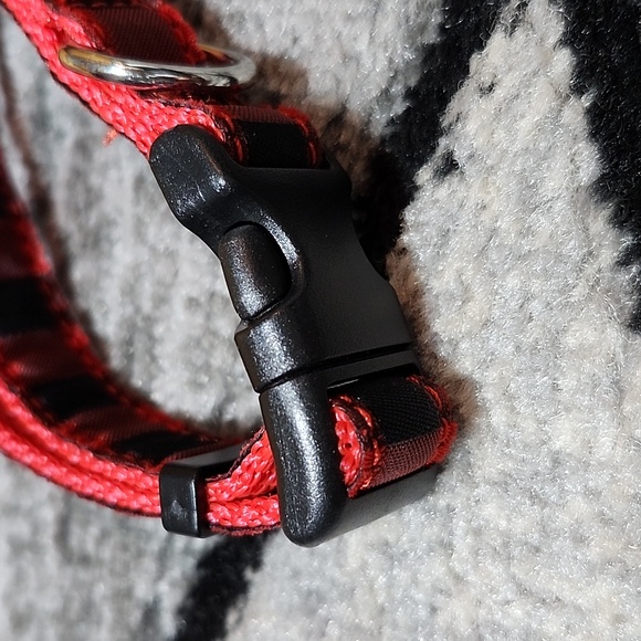 MARTHA STEWART PETS  FLOWER RED  & BLACK PLAID FASHION COLLAR 15" SMALL - Picture 4 of 11